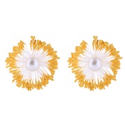 ( yellow) Korean style fresh handmade imitate flower earrings woman silver Pearl ear stud personality Earring