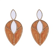 ( white)occidental style earrings geometry leaves ear stud woman fashion exaggerating personality high samll