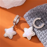 fashion concise Five-pointed star Pearl titanium steel temperament lady buckle earring