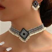 1 fashion retro rhombus diamond exaggerating necklace earring set