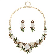 ( white)set necklace earrings woman fashion three-dimensional flower occidental style wedding