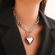 ( White k 6241)occidental style wind love pendant necklacenecklace fashion brief Metal chain short style clavicle chain