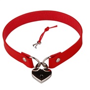 ( red)brief punk wind Peach heart love Collar chain belt clavicle necklace