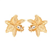 ( Gold)exaggerating Alloy diamond big flowers earrings occidental style retro wind flowers ear stud fashion Earring wom