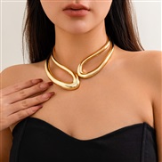 (  Gold 628 )occidental style exaggerating surface cirque Metal wind necklace retro hollow Irregular Collar woman
