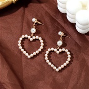 fashion personality love Pearl necklace woman same style clavicle chain earrings set