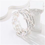 ( Silver4)multilayer Rhinestone Pearl bangle  twining opening bracelet  claw diamond bride