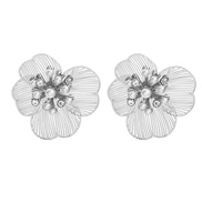 ( Silver)spring Alloy flowers earrings occidental style Earring lady Metal pattern elegant flowers ear stud