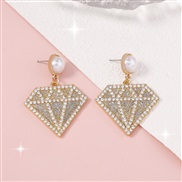 ( white)fashion samll diamond geometry diamond Modeling Earring fresh wind color Optional imitate Pearl earring