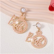 ( Pink) diamond beads Wordride bride exaggerating geometry imitate Pearl  Earring earring