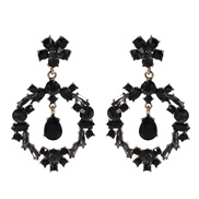 ( black) fashion temperament Rhinestone geometry earrings woman classic style flowers hollow earring Earring