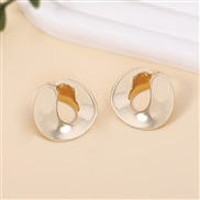 ( Gold) brief surface hollow Irregular ear stud personality wind all-Purpose woman Earring
