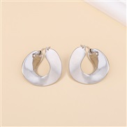 ( Silver) brief surface hollow Irregular ear stud personality wind all-Purpose woman Earring