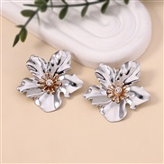 ( Silver) Metal diamond flowers creative ear stud occidental style exaggerating fashion brief style wind Earring