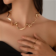 ( 2  Gold 6375)occidental style Metal textured Collar woman wind geometry necklace