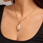 ( Gold 6367)occidental style wind exaggerating geometry drop surface pendant necklace woman snake chain