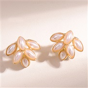 fine  fashion sweetOL branches and leaves Pearl personality woman ear stud