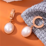 fashion concise Oval Pearl titanium steel temperament lady buckle earring