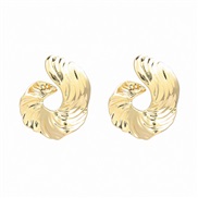 ( Gold) Alloy earring...