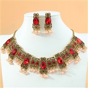 fashion medium retro noble wind shine gem temperament exaggerating woman necklace earrings set