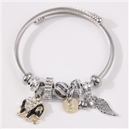 fashion concise all-Purpose lovely samll wings more elements pendant temperament woman bangle