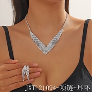 (JXTL21 94 necklace+)...