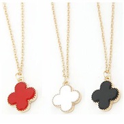 ( black)Korean style  occidental style womanerena star same style love Peach heart necklace  clavicle chain