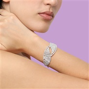 ( Silver)new geometry Rhinestone bracelet occidental style fashion creative fully-jewelled ladyracelet