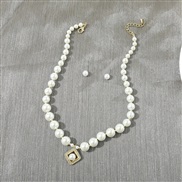 (SZ 58 fangxing) occidental style woman Pearl necklace ear stud set fashion Peach heart diamond pendant woman chain