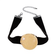 ( Gold)occidental style retro Round chain woman  exaggerating geometry Metal wind creative velvet necklace