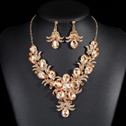 ( champagne)occidental style Alloy clavicle chain necklace earrings set woman palace temperament occidental style retro