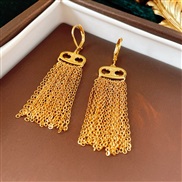 ( Gold Tassels)personality Metal wind chain tassel buckle fashion samll wind temperament elegant high earrings woman