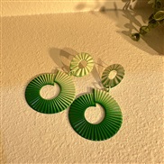 (E 1379  green)occidental style handmade gradual change color exaggerating earrings  fashion geometry Round Earring wom