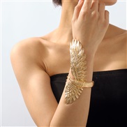 ( Gold)occidental style personality exaggerating punk wind Alloy animal  creative Street Snap Metal bangle