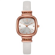 ( white) samll watch-...