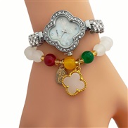 ( Silver++++) clover Bracelets watch fashon woman watch-face watch