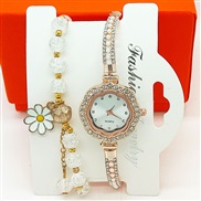 ( white++)Pearl watch...