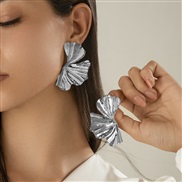 ( 1  White K 32 2)occidental style exaggerating Metal wind silver leaf ear stud wind Shells patternearrings retro earri