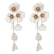 ( white)occidental style fashion long style more multilayer flowers earrings woman Korean summer wind temperament high E
