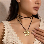 ( 64 2)occidental style fashion Metal flower flowers pendant twining chain woman temperamentnecklace necklace set