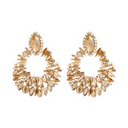 ( Gold)earrings trend...