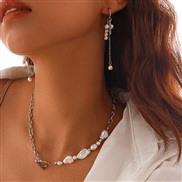( 2  necklace+ White ...