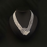 (+grey )fashion color glass Pearl beads necklace all-Purpose temperament clavicle chain woman chain