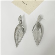 ( Silver)occidental style wind retro brief Metal pattern leaves earrings fashion high earring woman