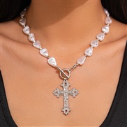 ( White k 6814)occidental style  personality crossO buckle necklace  Pearl beads clavicle chain