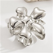 ( Silver  Flower) occ...