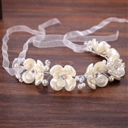 occidental style bride Pearl flowers belt  white head  bride child