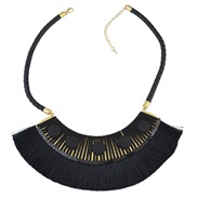 fashion sector necklace  occidental style Autumn and Winter fashion Street Snap tassel