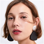 (51741)  geometry triangle exaggerating earrings woman occidental style long style earring
