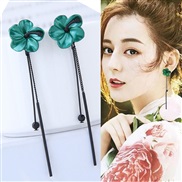 fine  Korean style fashion sweetOL flowers tassel temperament ear stud